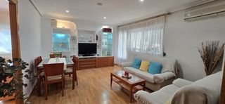 Alquiler de habitaciones a MUJERES de 18 a 48 años