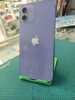 iPhone 12 Morado