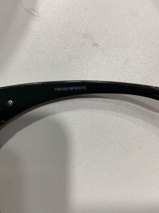 Gafas de Sol Emporio Armani Verde oliva y negro.