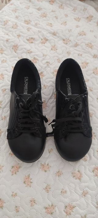 Zapatos Calzamedi Talla 37 Negros