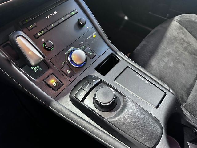 LEXUS CT 200h Executive+Navibox