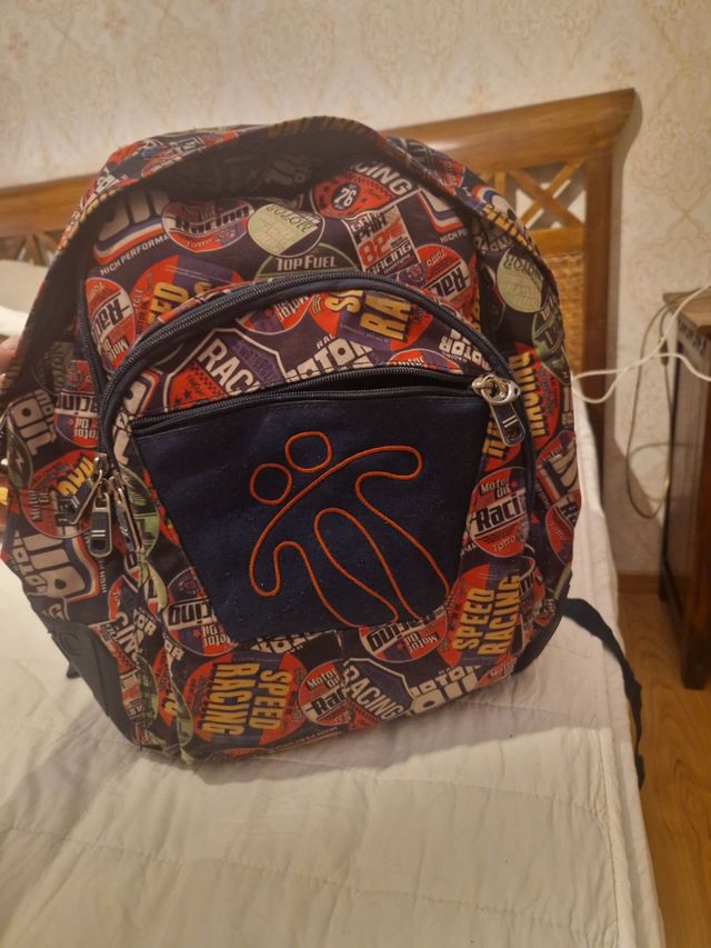 Maleta Escolar Totto Racing con refuerzo