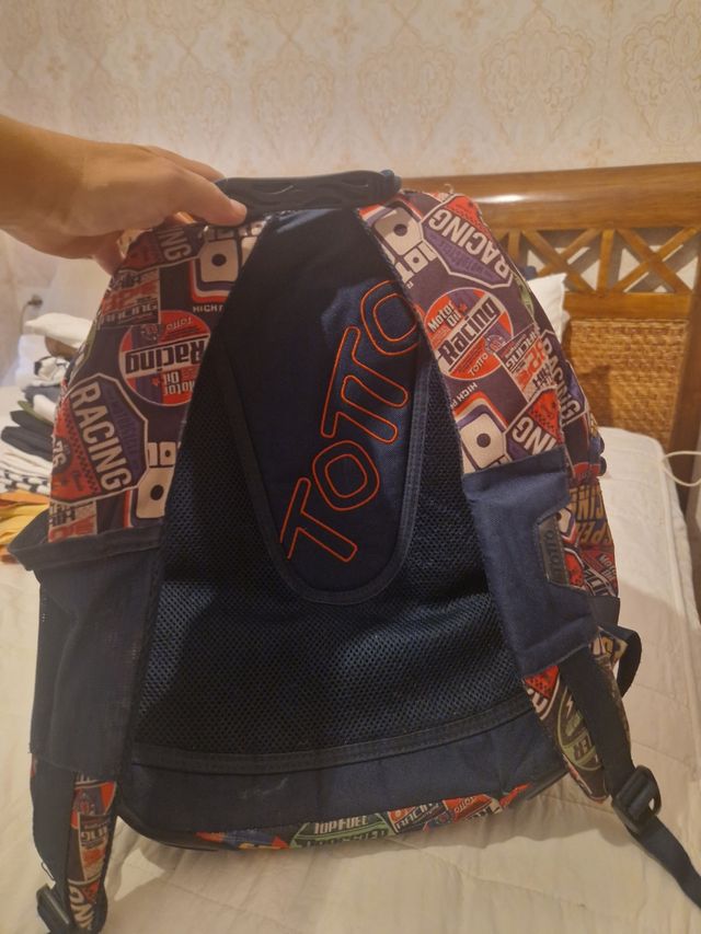 Maleta Escolar Totto Racing con refuerzo