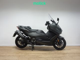 YAMAHA TMAX 560