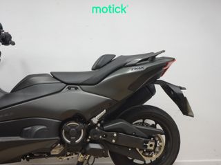 YAMAHA TMAX 560