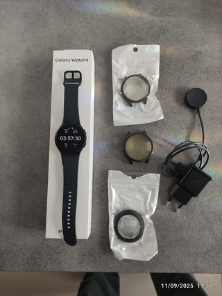 Reloj Samsung Galaxy Watch4 Negro