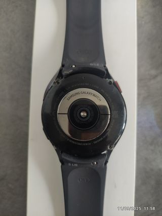 Reloj Samsung Galaxy Watch4 Negro