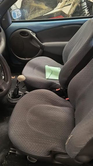 Ford Ka 1.3 i (60cv) - Año 2002