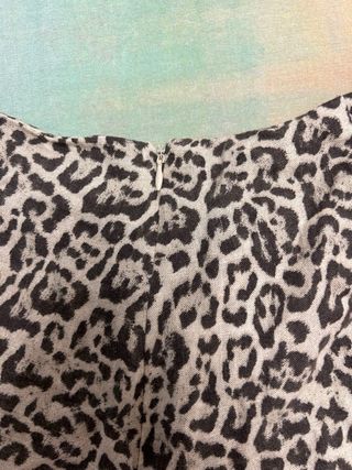 Falda pantalón animal print talla 40