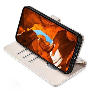 NUOVA CUSTODIA PER CELLULARE+CIONDOLO