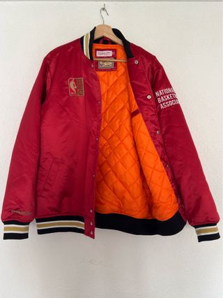 Chaqueta Bomber NBA Mitchell & Ness Roja