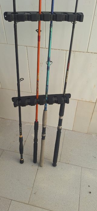 4 cañas de pesca spinning + soporte