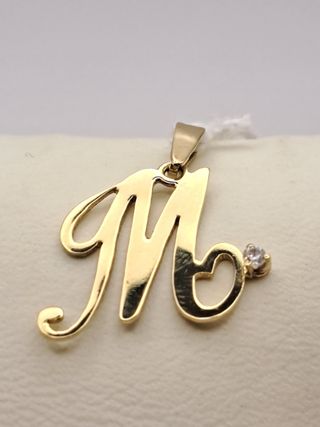 Colgante Letra M Oro 18K