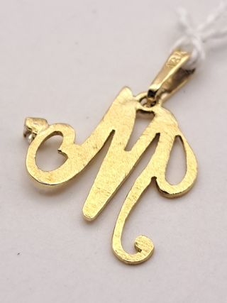 Colgante Letra M Oro 18K