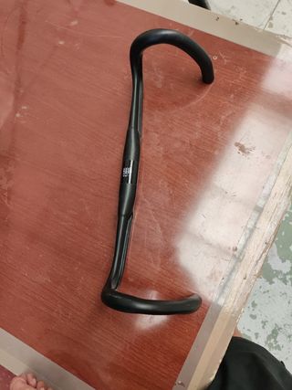 Manillar de carbono para bicicleta