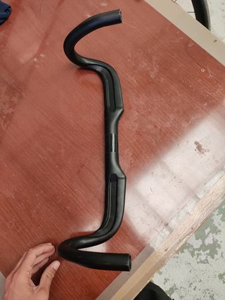 Manillar de carbono para bicicleta