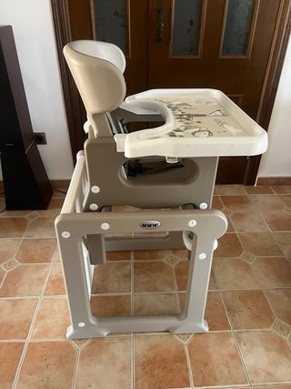 Trona Jane convertible en mesa/silla