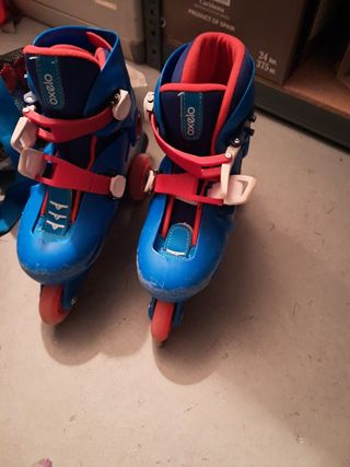 Patines infantiles Oxelo azules y rojos