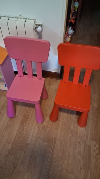 Mesa y 4 Sillas Infantiles Plástico