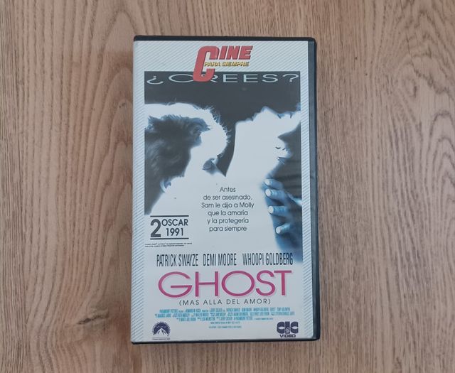 Película Ghost en VHS (Español)
