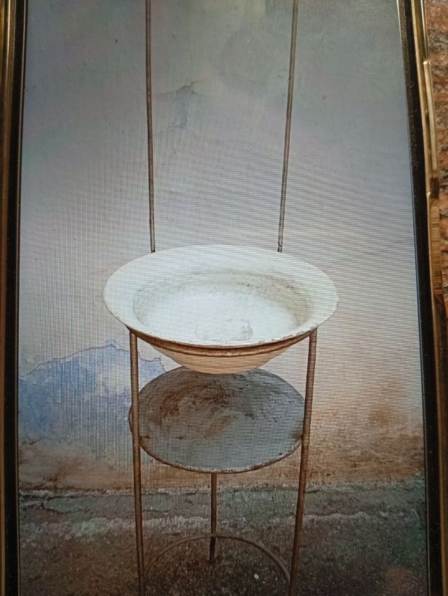 Safero de forja con palangana