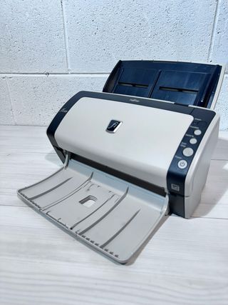 Scanner professionale Fujitsu fi-6130