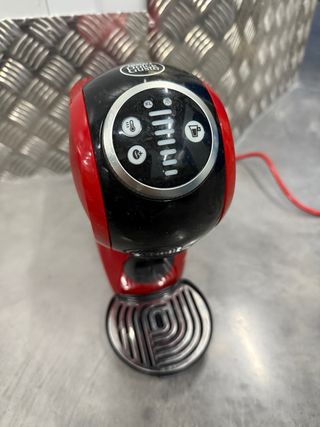 Cafetera Dolce Gusto Roja