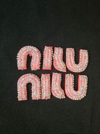 Camiseta sin mangas Miu Miu negra con logo