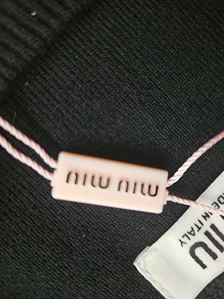 Camiseta sin mangas Miu Miu negra con logo