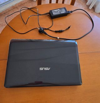 Portátil Asus A72J Series