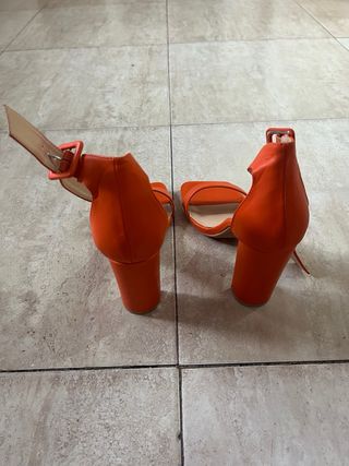Zapatos de tacón Miss Globo Naranja