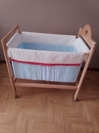 Minicuna de madera