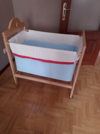 Minicuna de madera