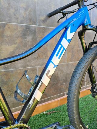 Bicicleta Trek Marlin 8 - Blu Taglia S