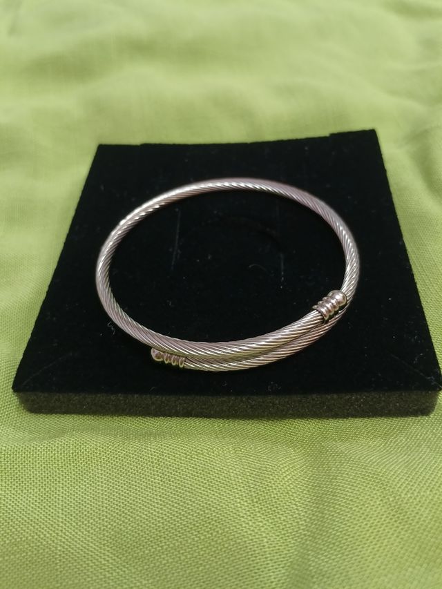 Bracciale rigido effetto corda chunky