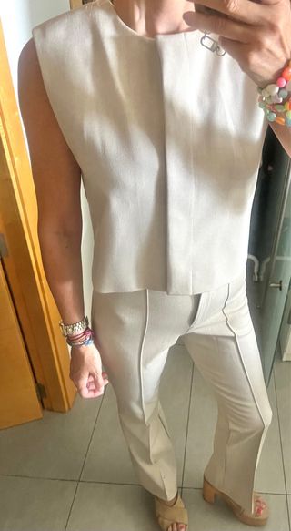 Traje Zara Beige Talla S