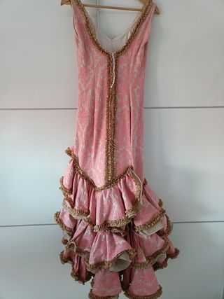 Vestido de gitana 36-38 rosa y beige.