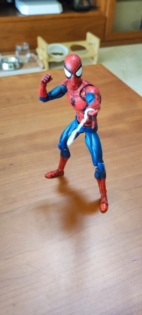 Figura articulada Spider-man 16 cm