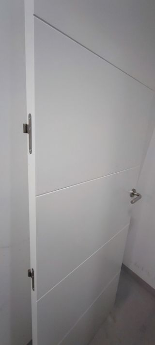 Puerta interior blanca lacada izquierda 203 x 72