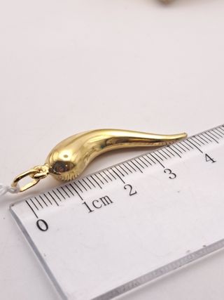 Colgante de oro 18K
