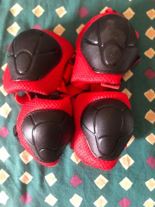 Coderas y Rodilleras Rojas