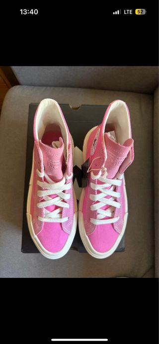 Converse plataforma rosas detalles piel