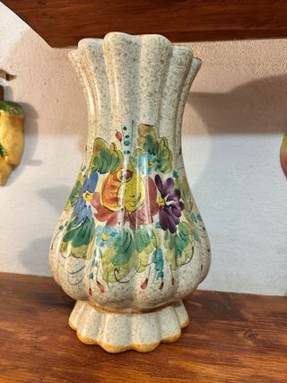 Cerámica vintage pintada a mano
Made in Italy
