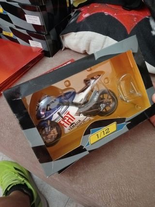 Moto GP Yamaha R1 Colin Edwards 2007