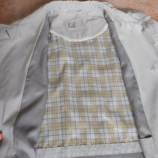 Gabardina tipo parka forrada de mujer