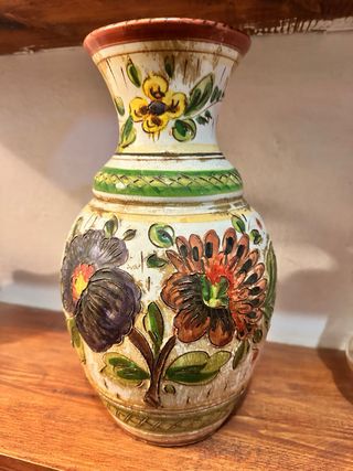 Cerámica vintage pintada a mano
Made in Italy