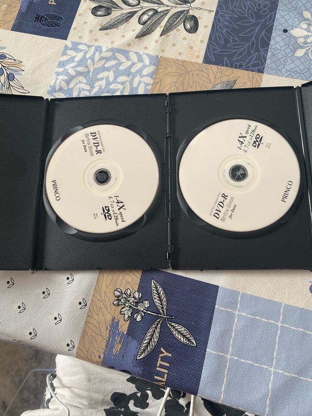 DVD Mulan 2 y Perseguido (Pursued)