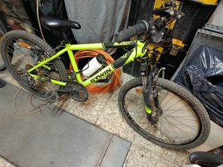 Bicicleta de montaña Btwin Rockrider