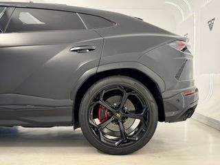 Lamborghini Urus 4.0 V8 650cv