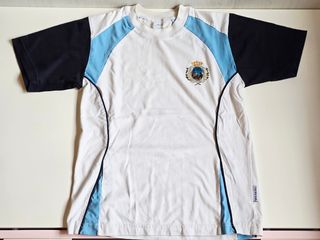 Camiseta deportiva colegio Calasancias. Talla 10